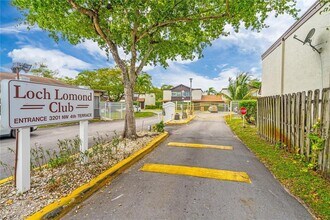 3200 NW 5th Terrace in Pompano Beach, FL - Foto de edificio - Building Photo