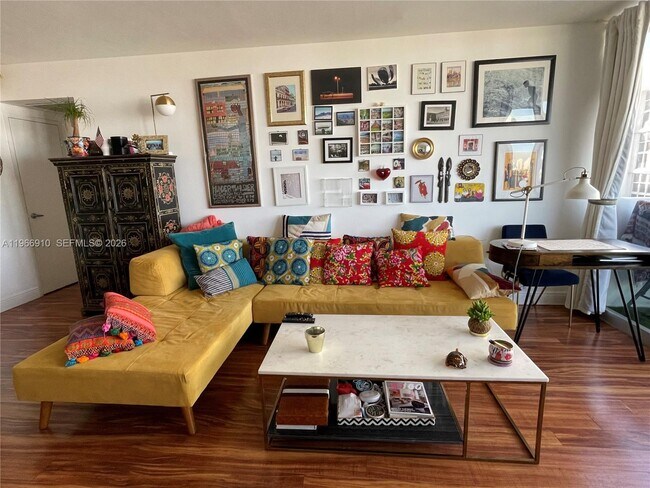 1200 West Ave in Miami Beach, FL - Building Photo - Building Photo