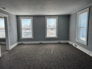 369 E Broadway St in Bradley, IL - Building Photo - Building Photo