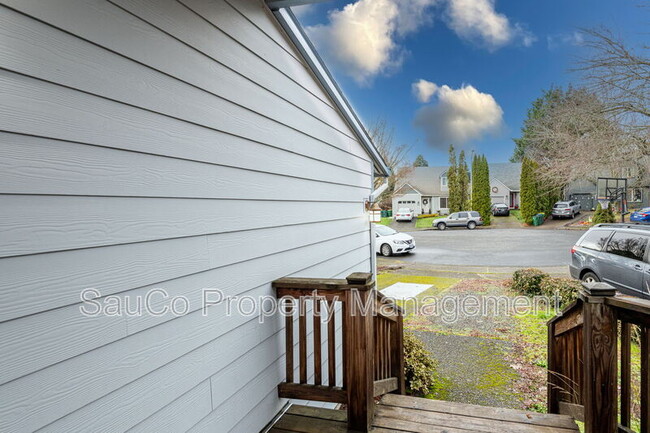 7285 SW 158th Pl in Beaverton, OR - Building Photo - Building Photo