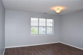 2424 Chancery Ln in Chesapeake, VA - Building Photo - Building Photo