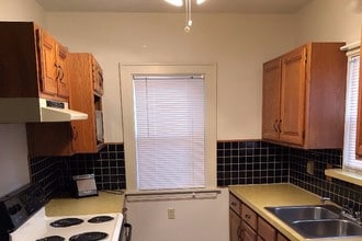 12921 Chippewa Rd in Brecksville, OH - Building Photo - Building Photo