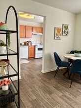 Auburn Pointe in Newport News, VA - Building Photo - Building Photo