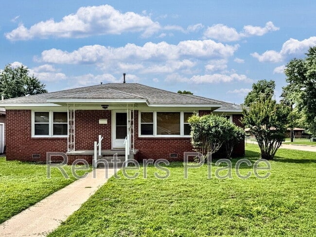 property at 1506 E 54th St
