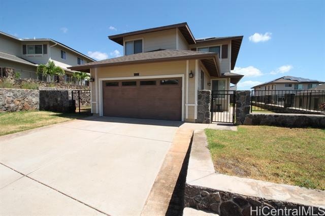 property at 92-727-727 Kuhoho St