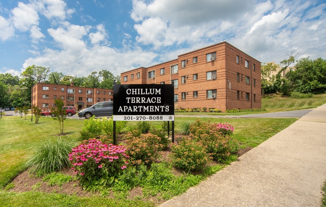 Chillum Terrace Apartments in Hyattsville, MD - Foto de edificio