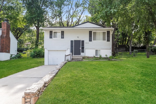 property at 18613 Shoshone Dr