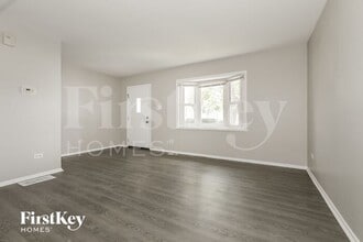 124 S Chestnut Ln in Glenwood, IL - Building Photo - Building Photo