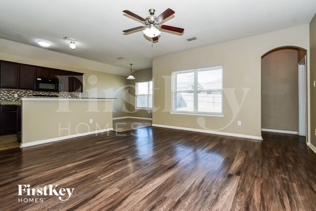 1827 Willowbrook Dr in Terrell, TX - Building Photo - Building Photo