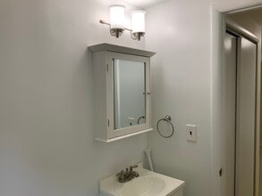 300 Ketchamtown Rd, Unit Fleetwood C10 in Wappingers Falls, NY - Building Photo - Building Photo