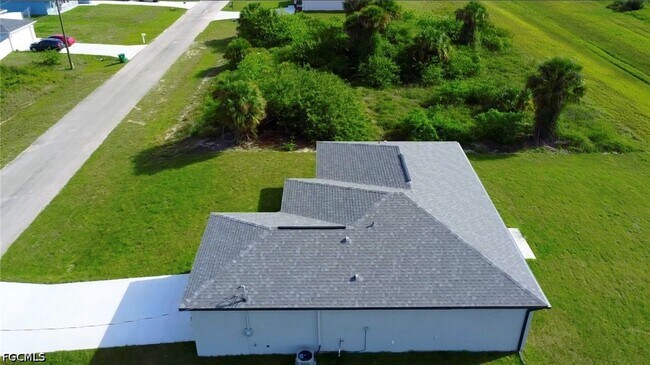 5021 Myrtlewood Rd in La Belle, FL - Building Photo - Building Photo