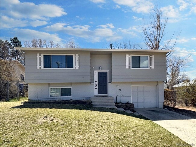 property at 1105 Mt View Ln