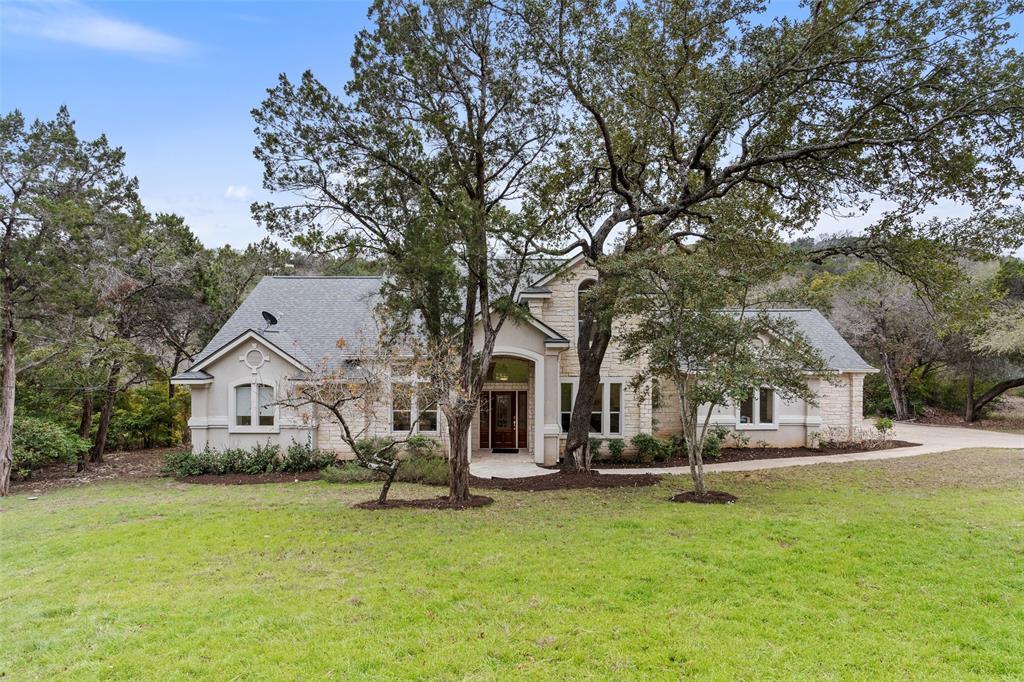 1501 Wild Basin Ledge in Austin, TX - Building Photo