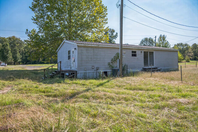 570 Covey Ln in Austin, AR - Building Photo - Building Photo