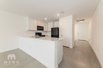 1246 Basswood Dr in Wilmer, TX - Building Photo - Building Photo