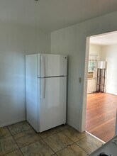 805 N Maple St in Burbank, CA - Building Photo - Building Photo