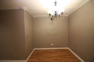 5406 Chateau Dr in Rolling Meadows, IL - Building Photo - Building Photo