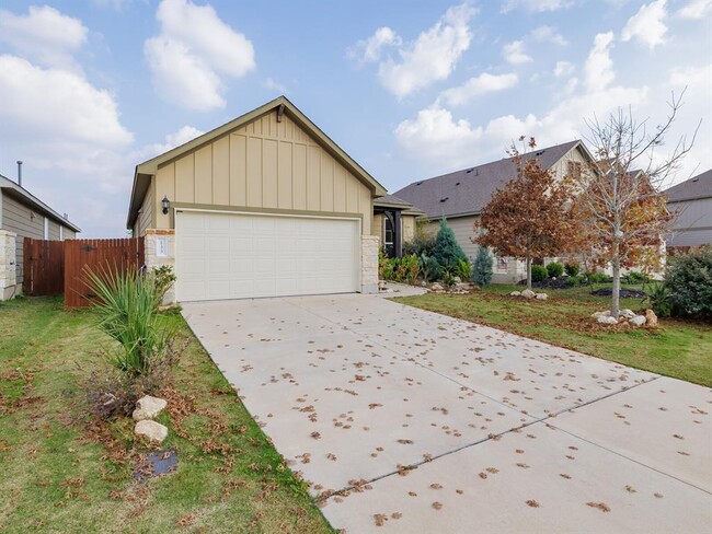 133 Carlina Lp in Liberty Hill, TX - Building Photo - Building Photo