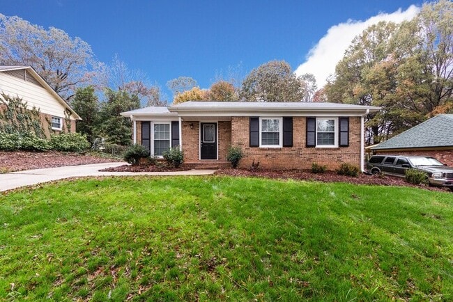 5420 Larewood Dr in Charlotte, NC - Building Photo - Building Photo
