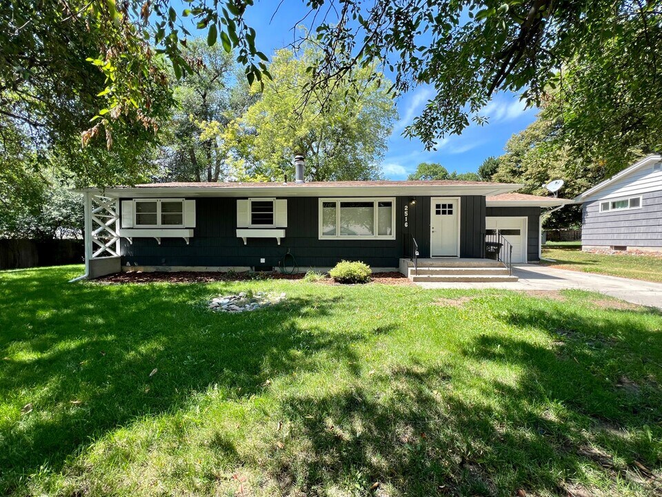 2516 Selvig Ln in Billings, MT - Building Photo
