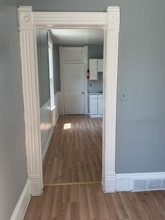 1315 S Arago St in Peoria, IL - Building Photo - Building Photo