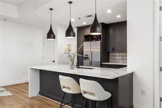 270 17th St NW in Atlanta, GA - Building Photo - Building Photo