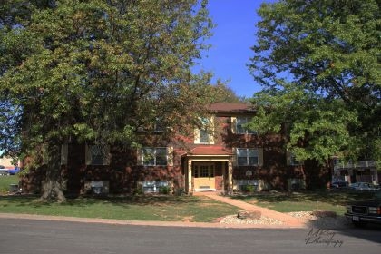 Landshire Apartments in Edwardsville, IL - Building Photo