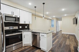 1807 N Bouvier St in Philadelphia, PA - Building Photo - Building Photo