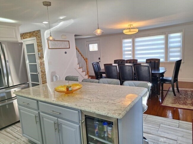 6 Lilac Ct in Walpole, MA - Building Photo - Building Photo