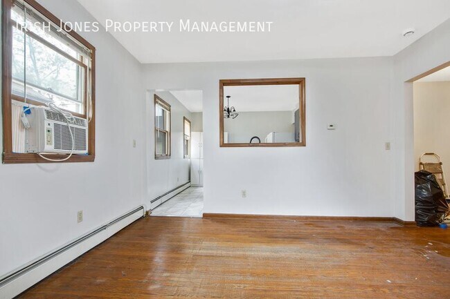 35 South St in Lockport, NY - Building Photo - Building Photo