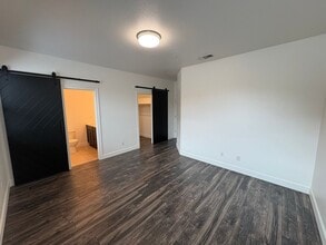 3017 Bora Ave in Tulare, CA - Building Photo - Building Photo