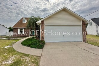 147 Nicole Ln in Crestview, FL - Building Photo - Building Photo