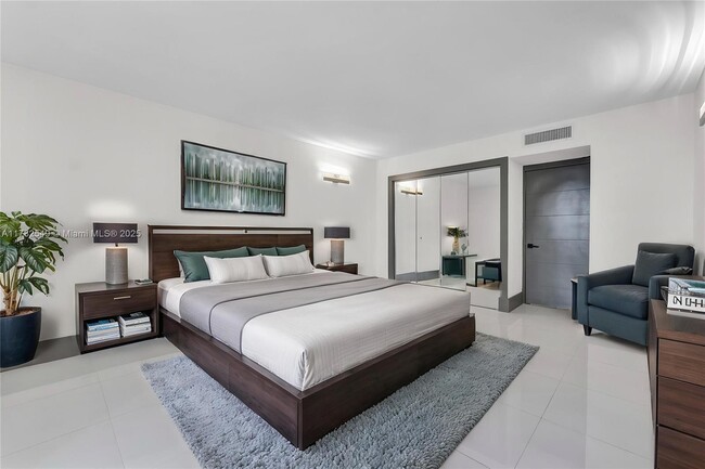 20441 NE 30th Ave in Aventura, FL - Building Photo - Building Photo