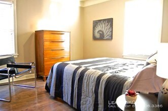 4423 Roanoke Pkwy in Kansas City, MO - Building Photo - Building Photo