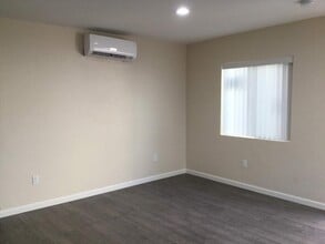 811 N 3rd St in El Cajon, CA - Building Photo - Building Photo
