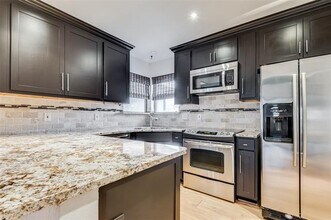 2749 Buna Dr in Dallas, TX - Building Photo - Building Photo