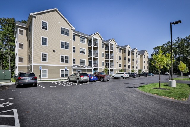 Residences at Colcord Pond in Exeter, NH - Building Photo