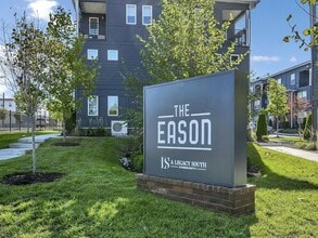 102 Duke St in Nashville, TN - Building Photo - Building Photo