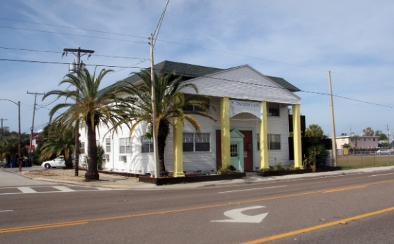 7210 Gulf Blvd in St Pete Beach, FL - Building Photo