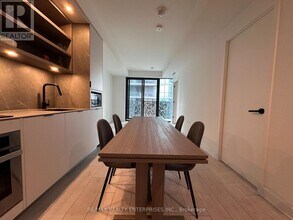 55-1555 Charles St E in Toronto, ON - Building Photo - Building Photo