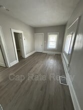 1056 Olmstead Ave in Columbus, OH - Building Photo - Building Photo