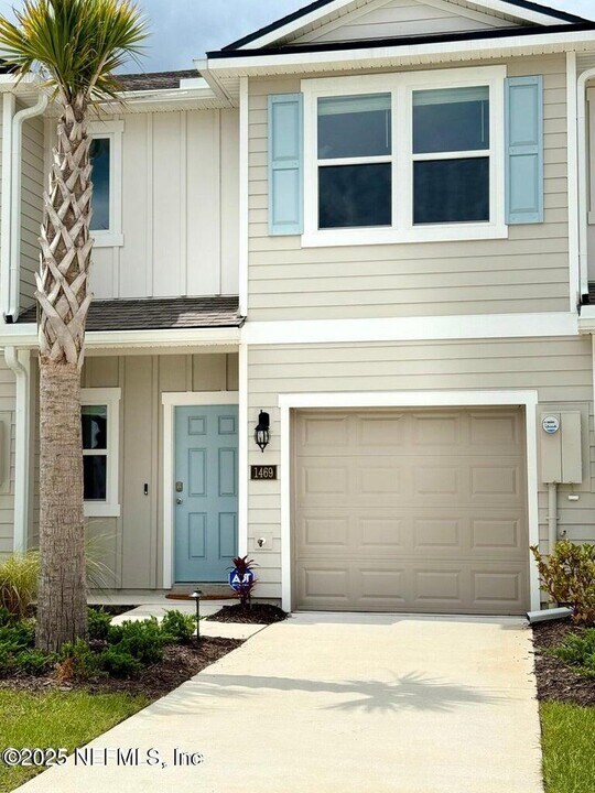 1469 Jeremiah St in Middleburg, FL - Building Photo