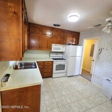 2417 Barlad Dr in Jacksonville, FL - Building Photo - Building Photo