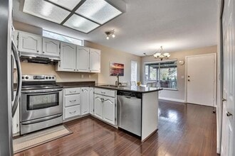 22441 Morse Crescent in Maple Ridge, BC - Building Photo - Building Photo