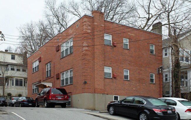 The Flats at Wasson Way in Cincinnati, OH - Building Photo - Building Photo