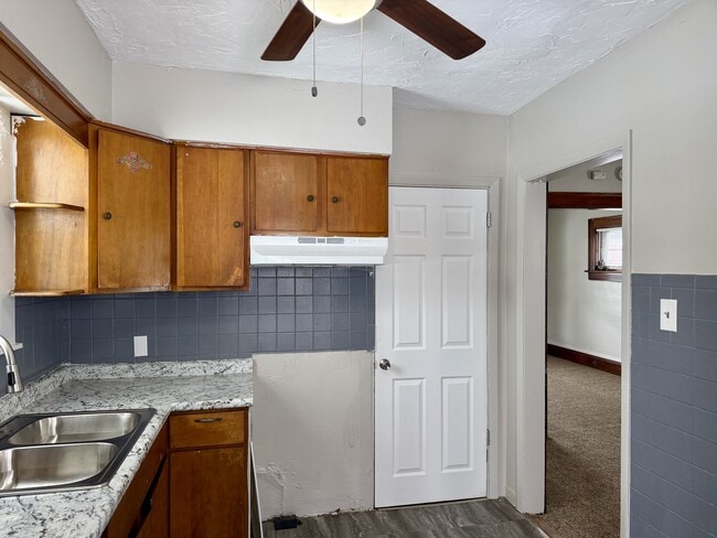 1182 5th Ave in Akron, OH - Building Photo - Building Photo