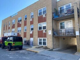 951 Oceanfront in Long Beach, NY - Building Photo