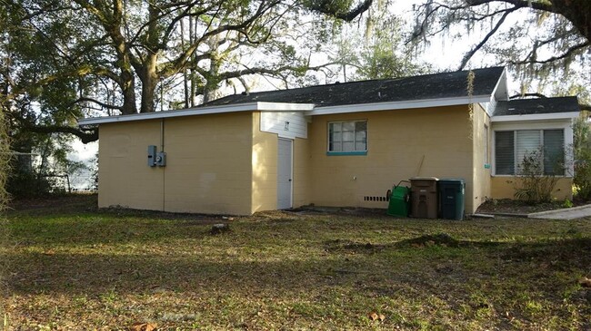 1209 NE 14th St in Ocala, FL - Building Photo - Building Photo