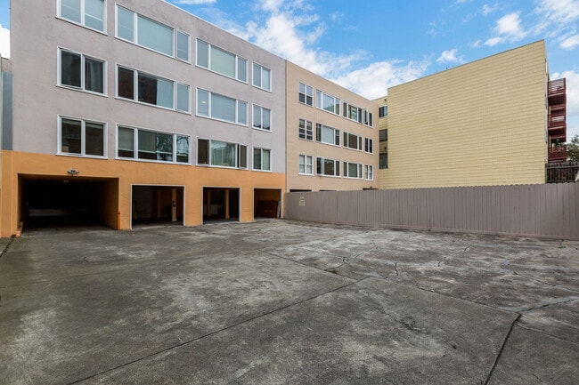 1920 Franklin in San Francisco, CA - Building Photo - Building Photo