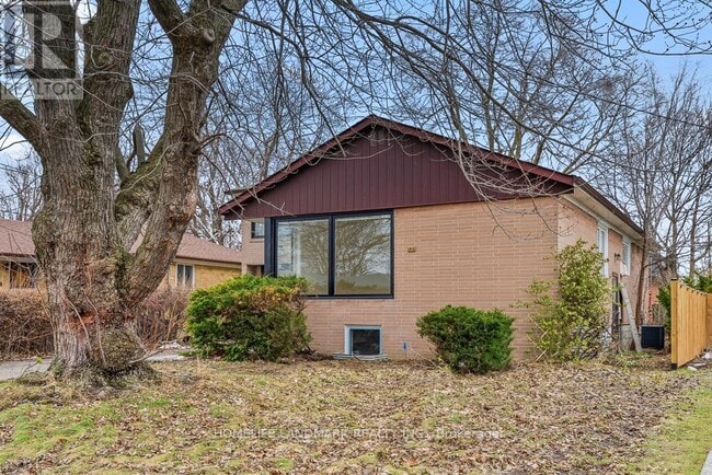 property at 135 Waterloo Ave